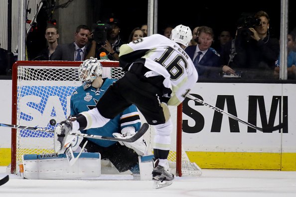 Sharks in Trouble After 3-1 Loss to Penguins in Game 4