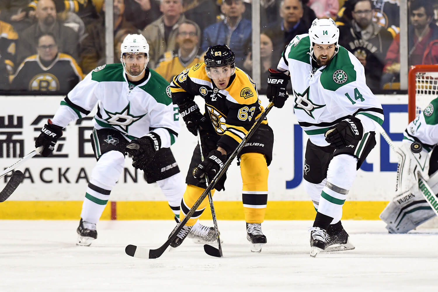 Rask, Bruins Grind Out Two Points Against Stars