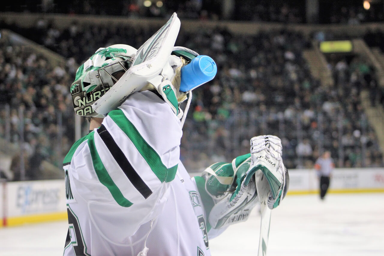 North Dakota Escapes with 4-3 win Against Western
