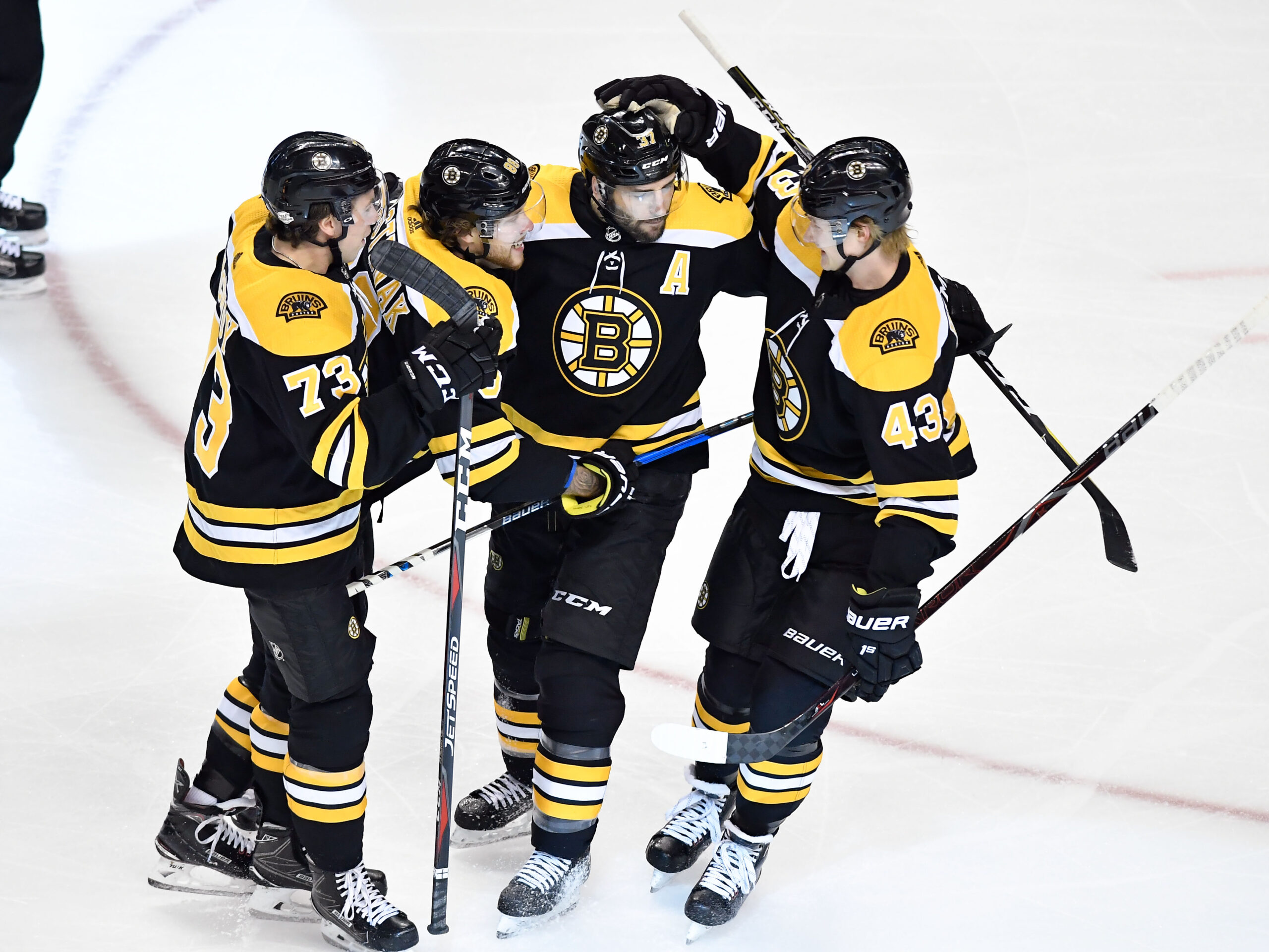 Bergeron’s Hat Trick Propels Bruins Past Senators