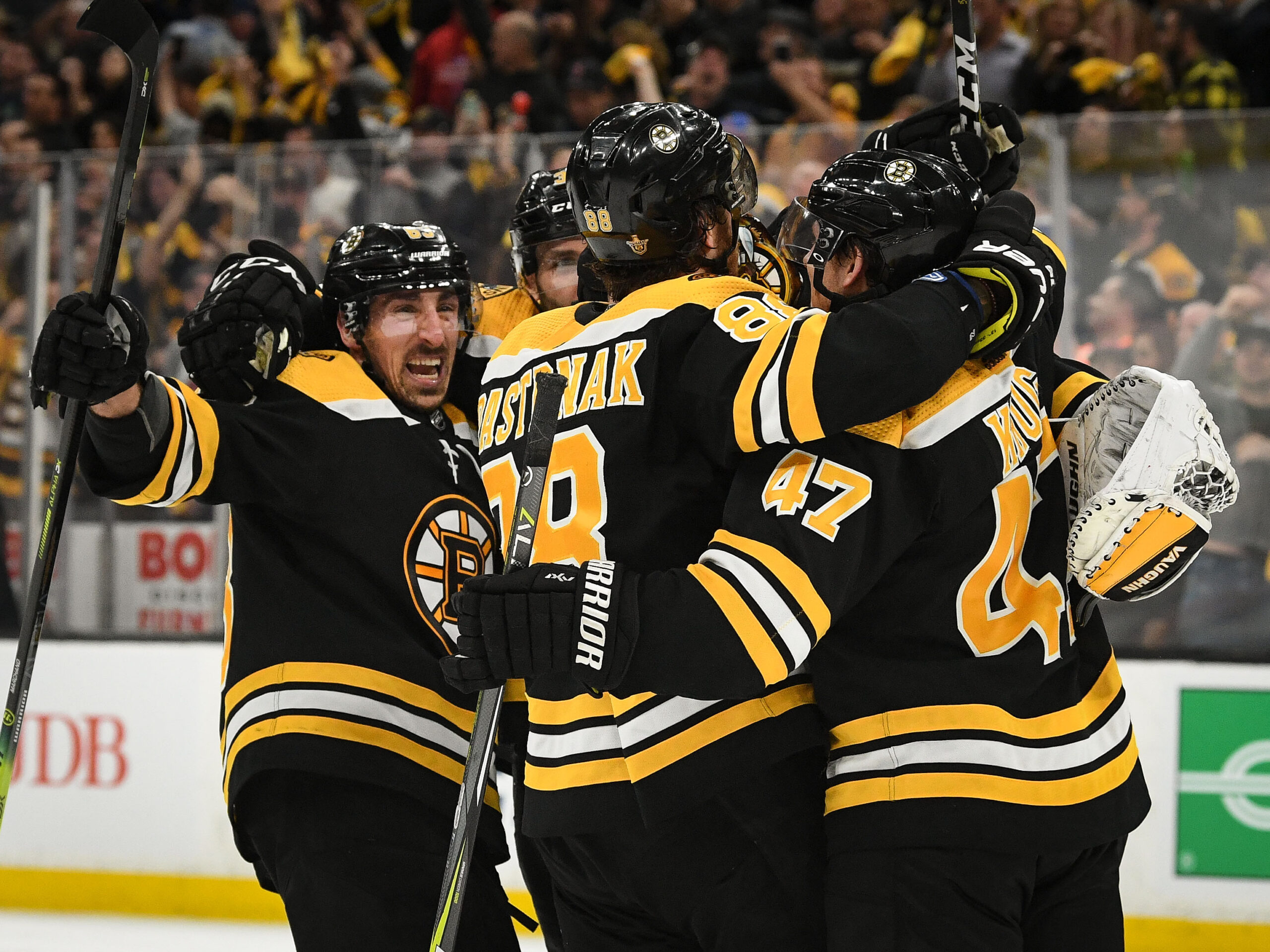 Pastrnak, Rask Give Bruins Life; For Now