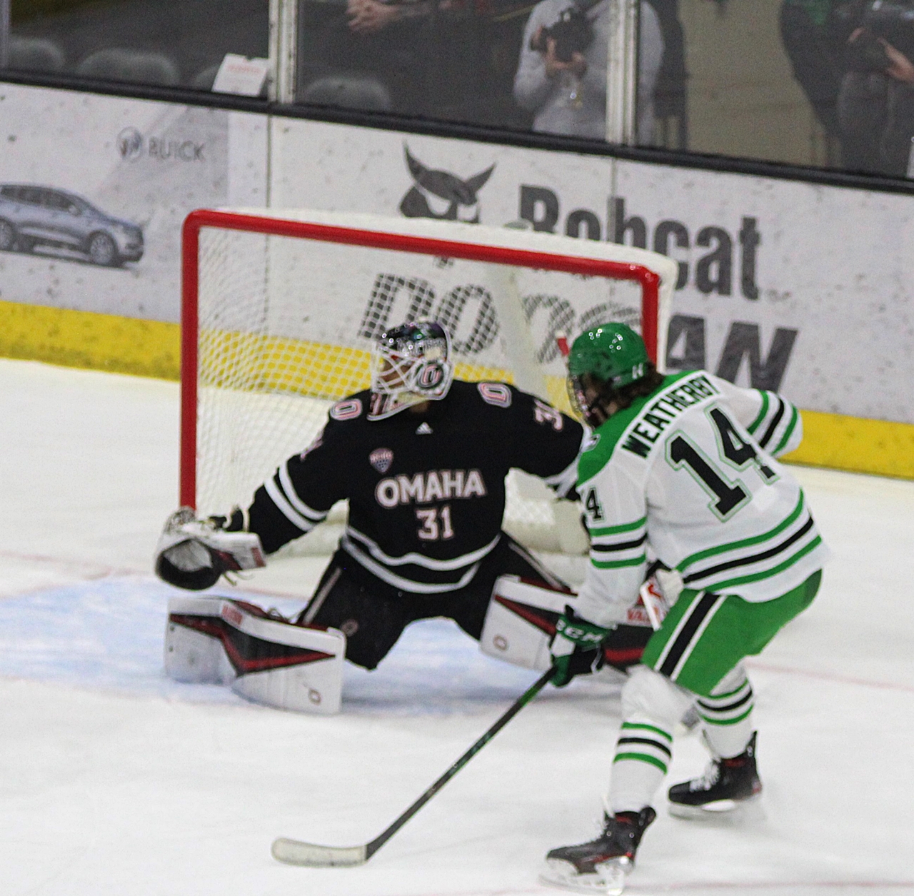 Shorthanded UND beats UNO Again, 4-2