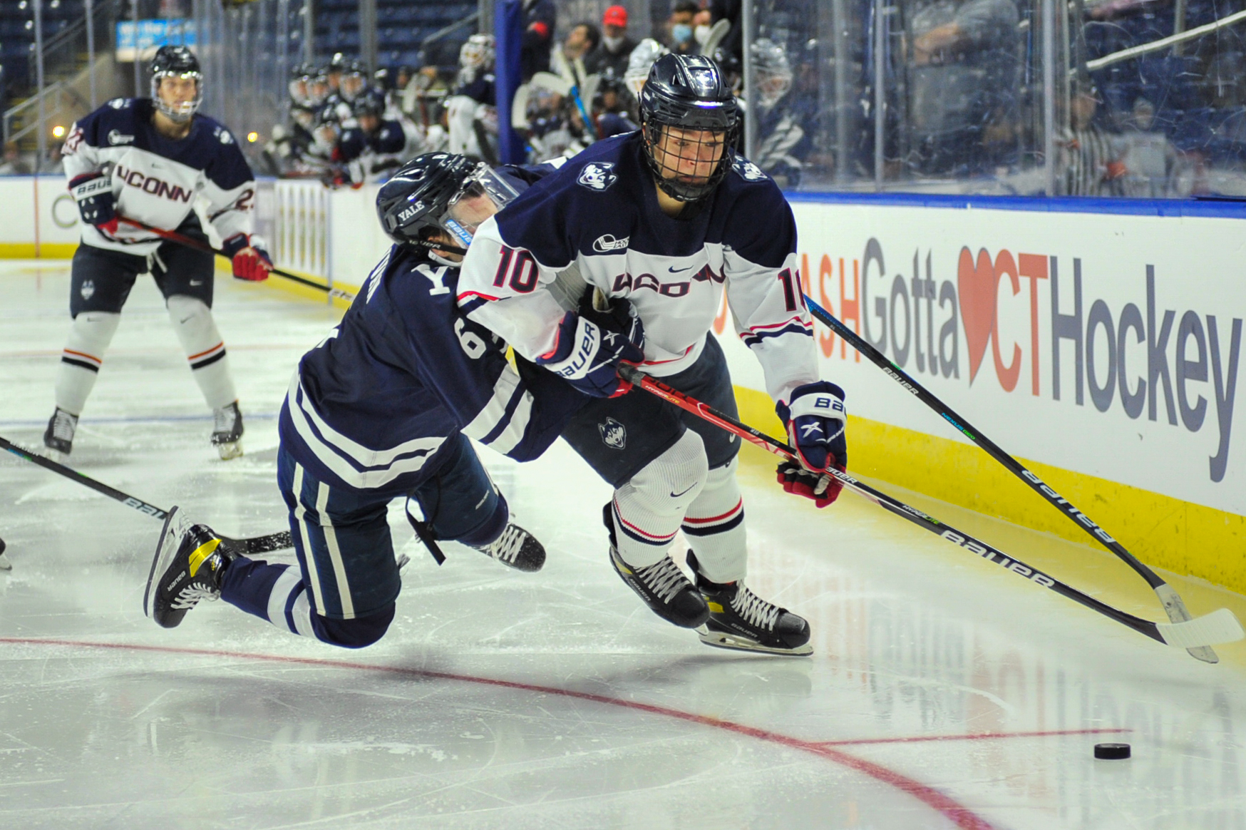 UConn Blasts Yale in CT Ice Opener