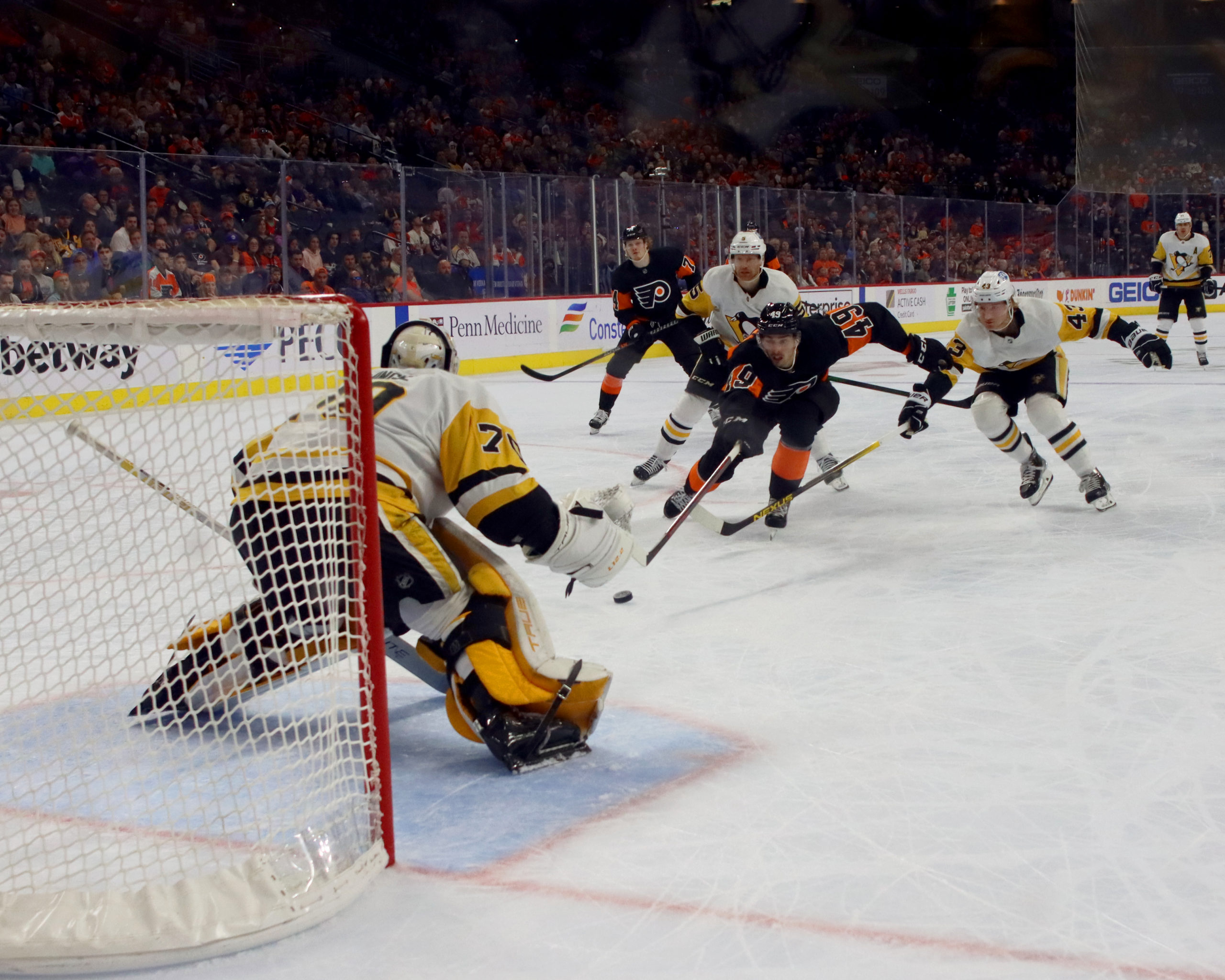 Photo Gallery: Penguins vs Flyers (4/24/22) - Inside Hockey