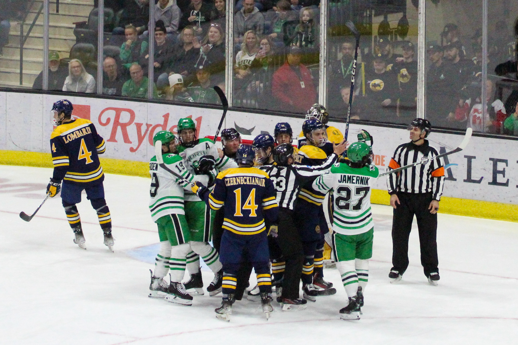 UND Hockey: Who sits and Who Plays